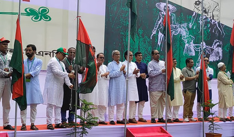 মিডিয়ার স্বাধীনতার পক্ষেই বিএনপি: ঠাকুরগাঁওয়ে সম্মেলনে মির্জা ফখরুলের মন্তব্য