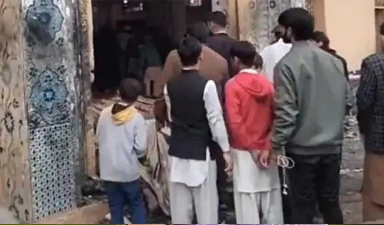 ইসলামাবাদে শিয়া মসজিদে আত্মঘাতী হামলার দায় স্বীকার আইএসের