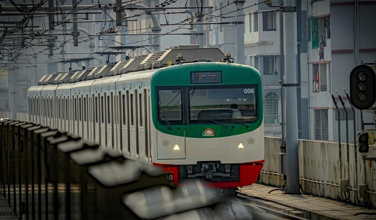 অনুমতি ছাড়া মেট্রোরেল স্টেশনে ছবি-ভিডিও নিষিদ্ধ