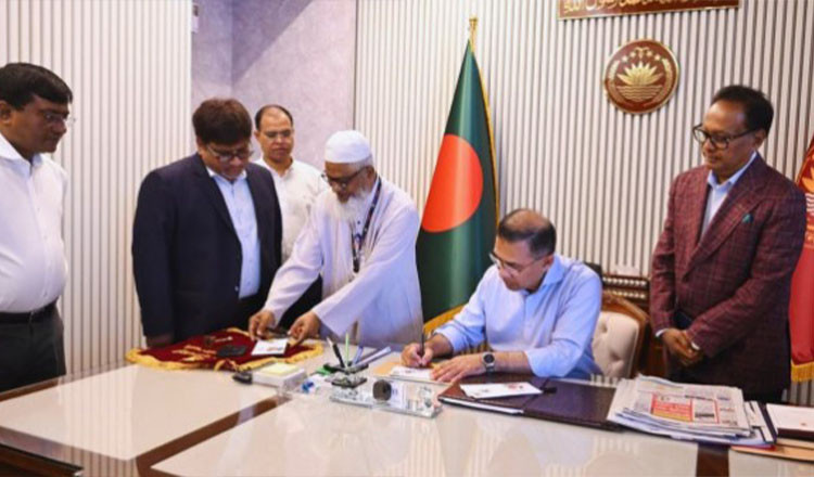 স্বাধীনতা দিবসে স্মারক ডাকটিকিট উন্মোচন