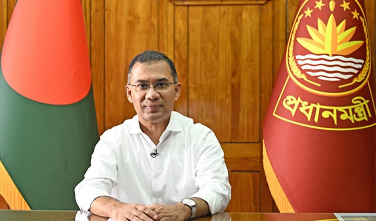 মশক নিধনে ঢাকার ২ সিটিকে আরও তৎপর হওয়ার নির্দেশ প্রধানমন্ত্রীর