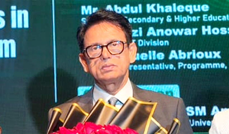 সপ্তাহে তিন দিন স্কুল, তিন দিন অনলাইন ক্লাস—শিক্ষামন্ত্রীর ঘোষণা