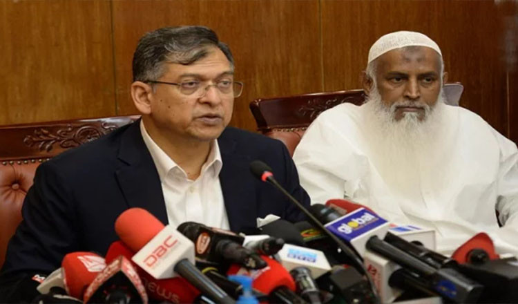 কোরবানির পশুবাহী যানবাহনে ছিনতাই ও চাঁদাবাজি রোধে অভিযোগ পেলেই ব্যবস্থা: স্বরাষ্ট্রমন্ত্রী সালাহউদ্দিন আহমদ
