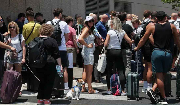 মার্কিনীদের মধ্যপ্রাচ্য ছাড়ার আহ্বান, হরমুজ রক্ষায় মিত্রদের সহযোগিতা চাইলেন ট্রাম্প