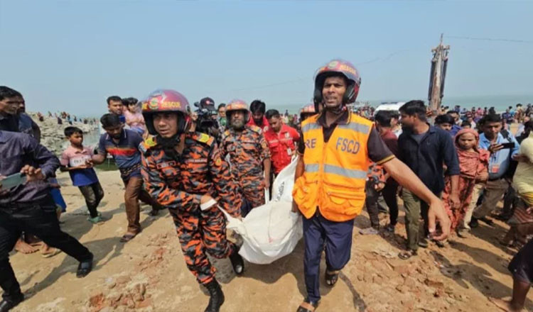 পদ্মায় ডুবে যাওয়া বাসচালকের মরদেহ উদ্ধার
