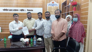 পরিবার পরিকল্পনা অধিদপ্তর: নিয়োগ বিধির দাবিতে স্বাস্থ্য কর্মীদের স্মারকলিপি