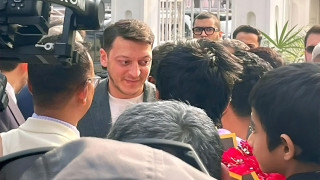 রোহিঙ্গা শিবির পরিদর্শনে কক্সবাজারে বিলাল এরদোয়ান ও মেসুত ওজিল