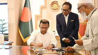 প্রথমবারের মতো প্রধানমন্ত্রী কার্যালয়ে অফিস করলেন তারেক রহমান