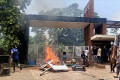 ডুয়েটে ভিসি নিয়োগ ইস্যুতে সংঘর্ষ, আহত ১০