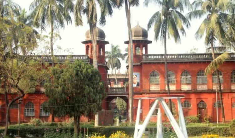 ঢাবিতে পিটিয়ে হত্যার ঘটনায় মামলা করল বিশ্ববিদ্যালয় প্রশাসন