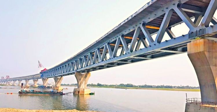 আগামী জুনে চালু হবে স্বপ্নের পদ্মা সেতু